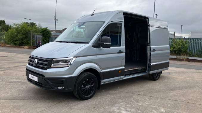 Volkswagen Crafter Cr35 Mwb Diesel Fwd 2.0 TDI 140PS Commerce Plus High Roof Van - Image 28